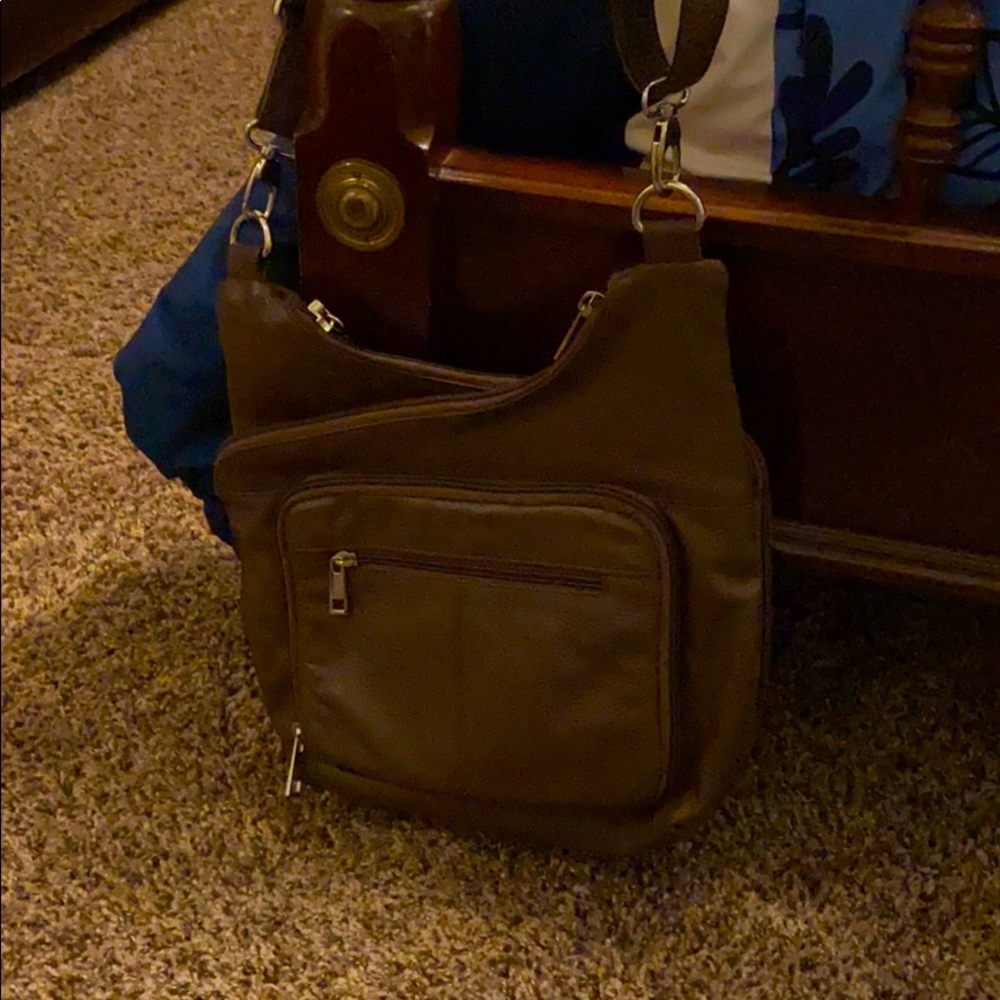 Roma brand leather CCW purse